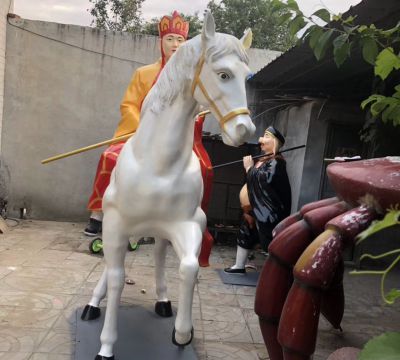 园林玻璃钢唐僧骑马取经人物雕塑