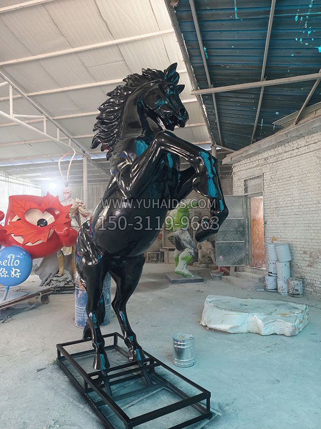 玻璃钢立马景观动物雕塑