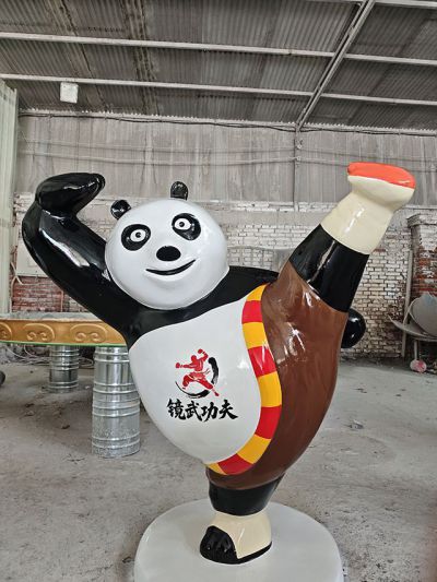 踢腿熊猫玻璃钢卡通功夫熊猫雕塑