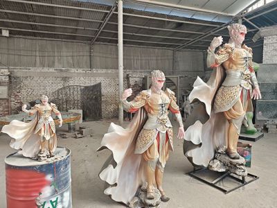 站姿竖棍齐天大圣雕塑