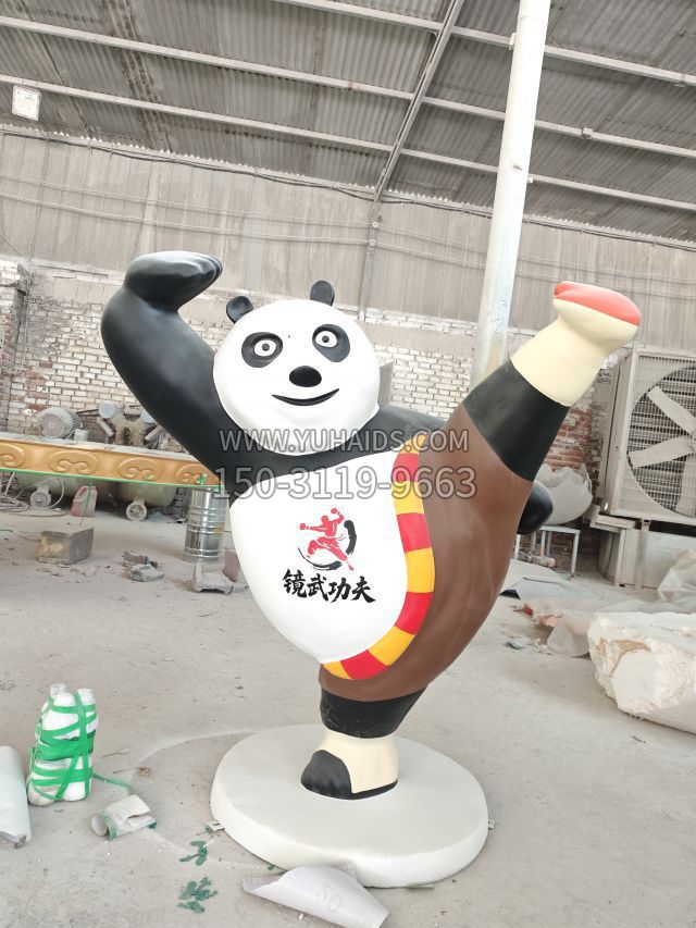 踢腿功夫熊猫 (2)雕塑