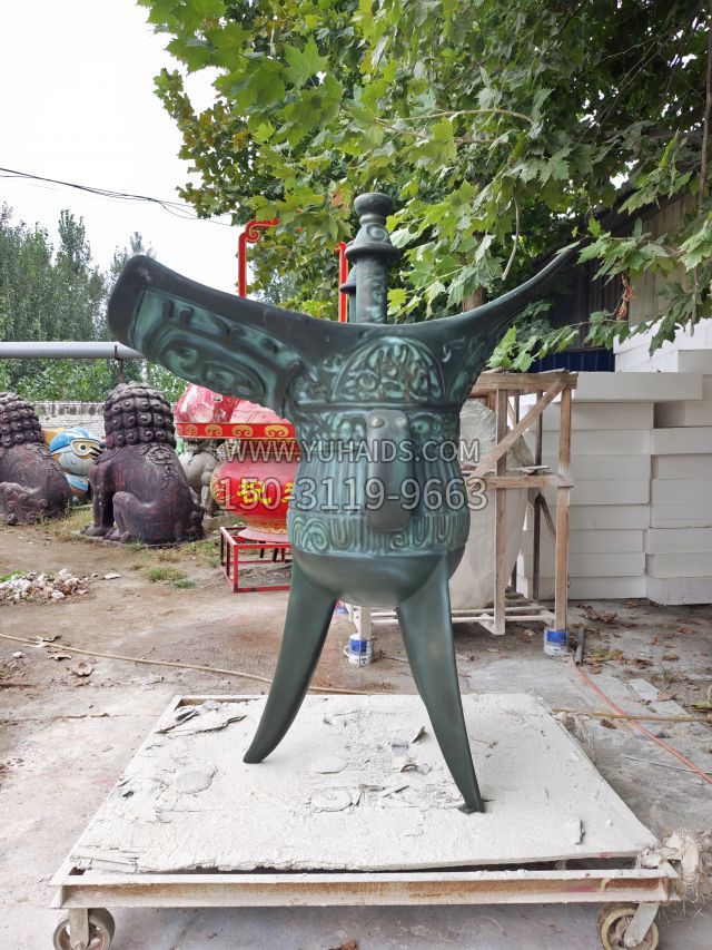 仿青铜酒樽 (3)雕塑