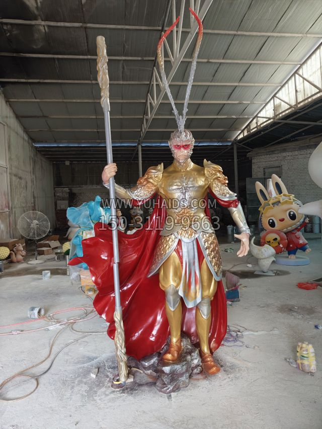 站姿竖棍大圣 金箍棒发光 (4)雕塑