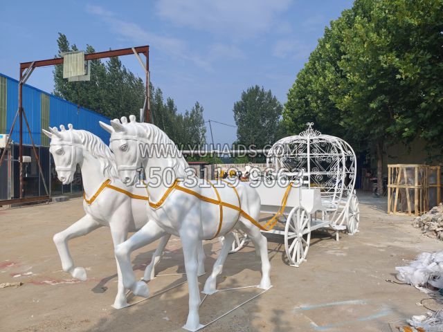白马蓝瓜车马拉车 (10)雕塑
