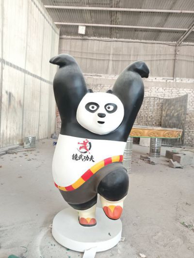 白鹤展翅功夫熊猫 (1)