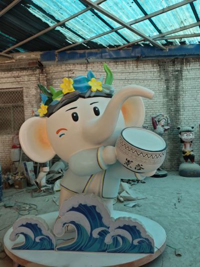 发光拿鼓大象男 (2)