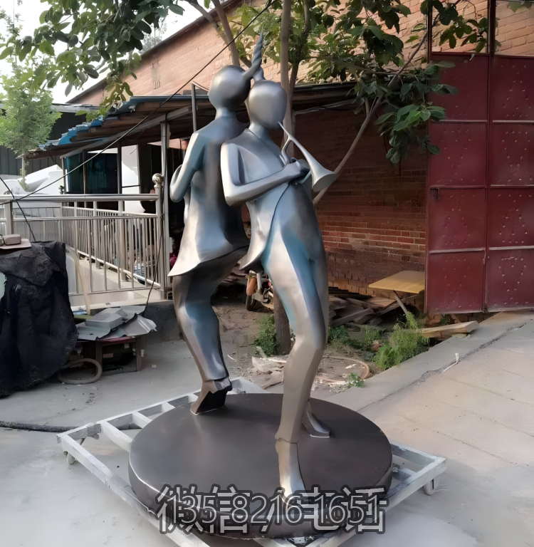 不锈钢抛光音乐抽象人物雕塑