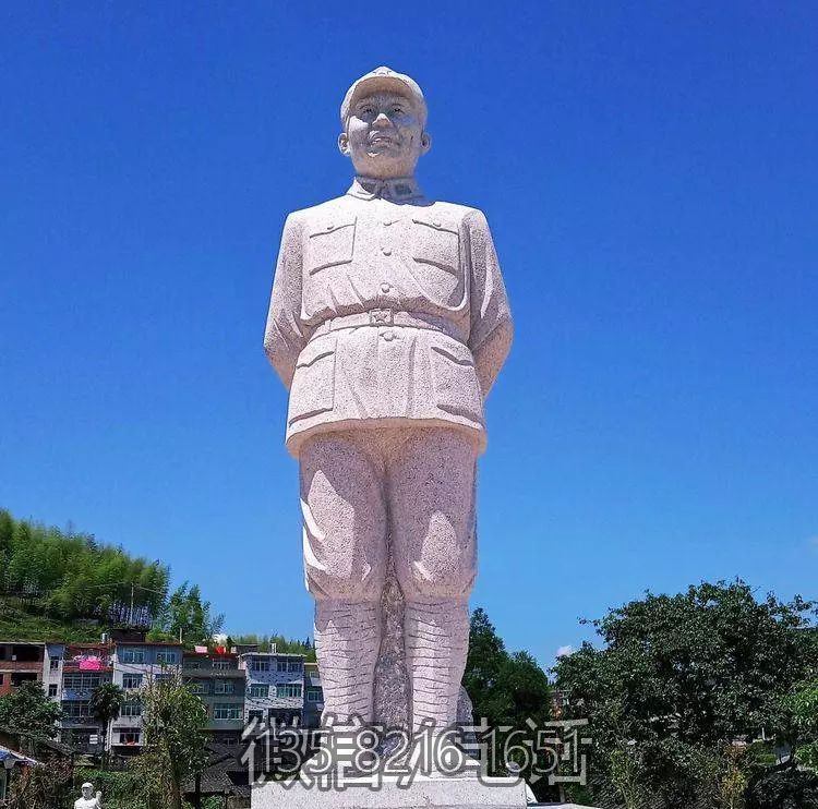 汉白玉石雕名人景观十大元帅朱德雕塑
