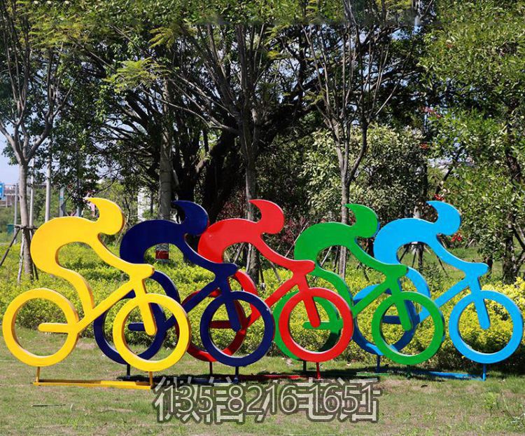 公园草坪不锈钢剪影抽象骑自行车抽象人物雕塑