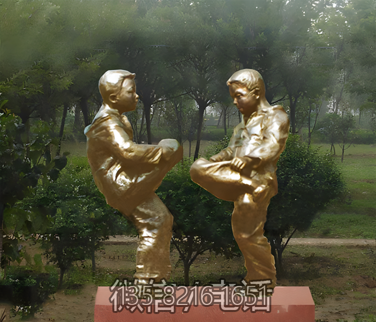 公园户外装饰景观摆件玻璃钢仿铜撞拐童趣雕塑