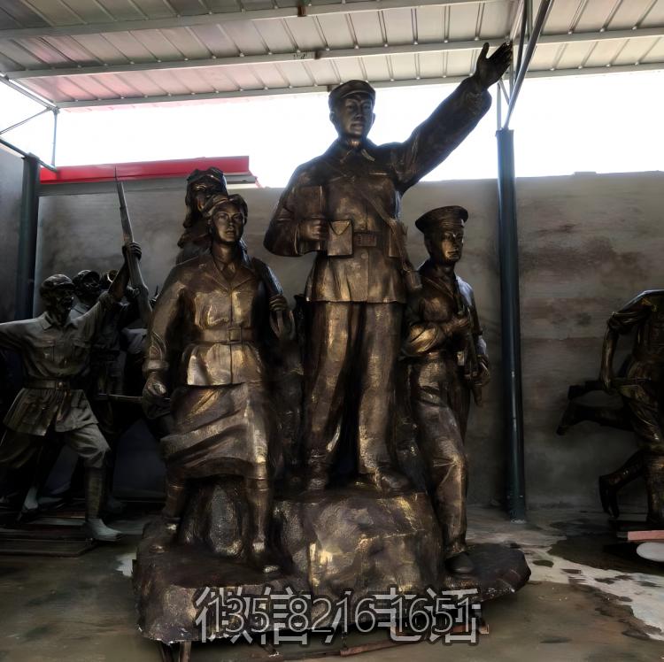 玻璃钢仿铜八路军战士人物雕塑