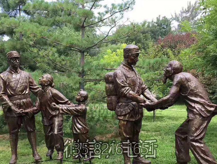 玻璃钢仿铜送别八路军情景人物群雕
