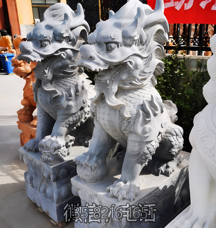 工厂企业门口摆放青石石雕动物景观摆件麒麟雕塑