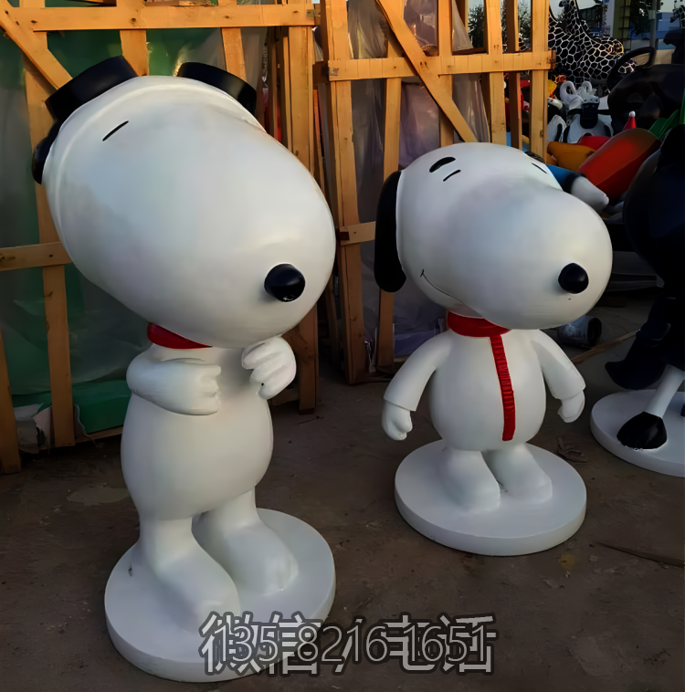 花园造景创意玻璃钢卡通动物摆件Snoopy雕塑