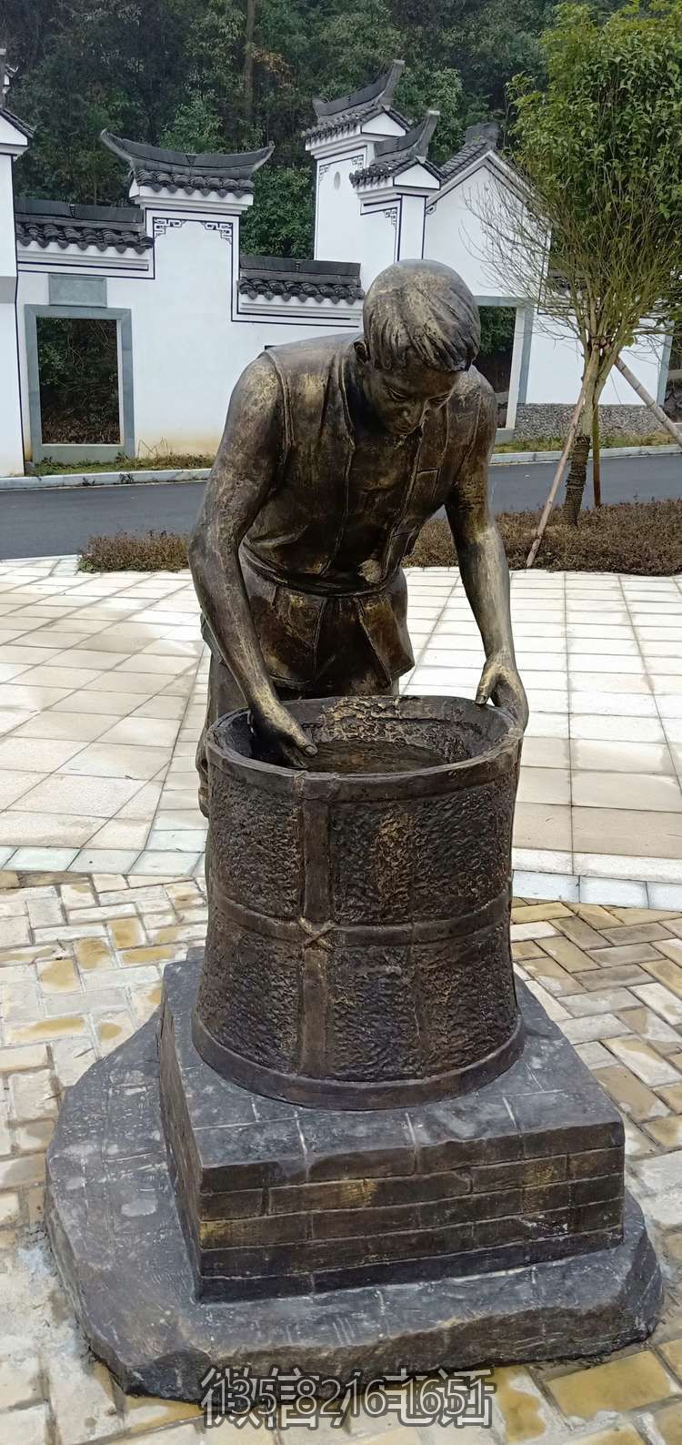 茶文化景区街道玻璃钢洪青的人物雕塑