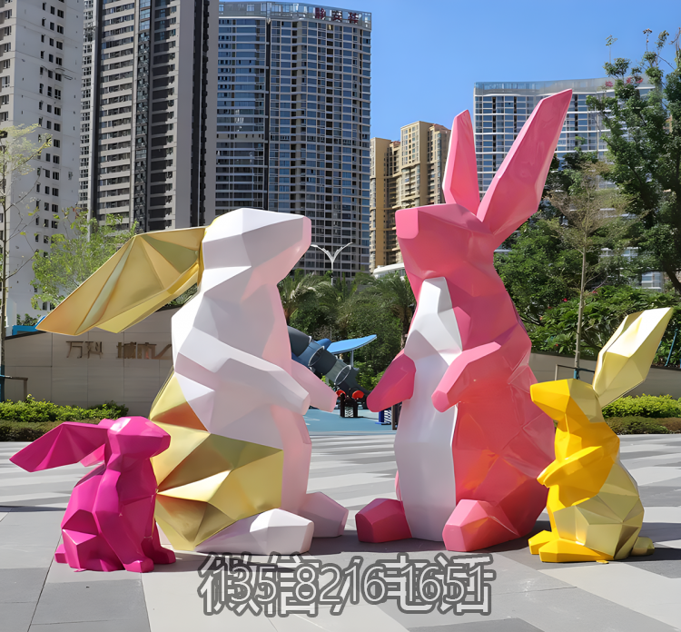 园林定制玻璃钢几何动物景观装饰不锈钢块面兔子雕塑