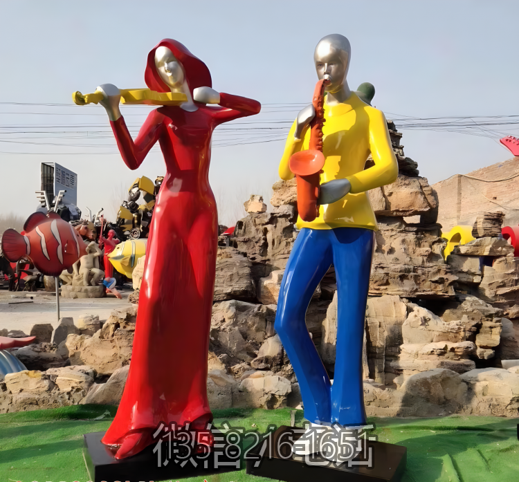 抽象玻璃钢演奏人物雕塑