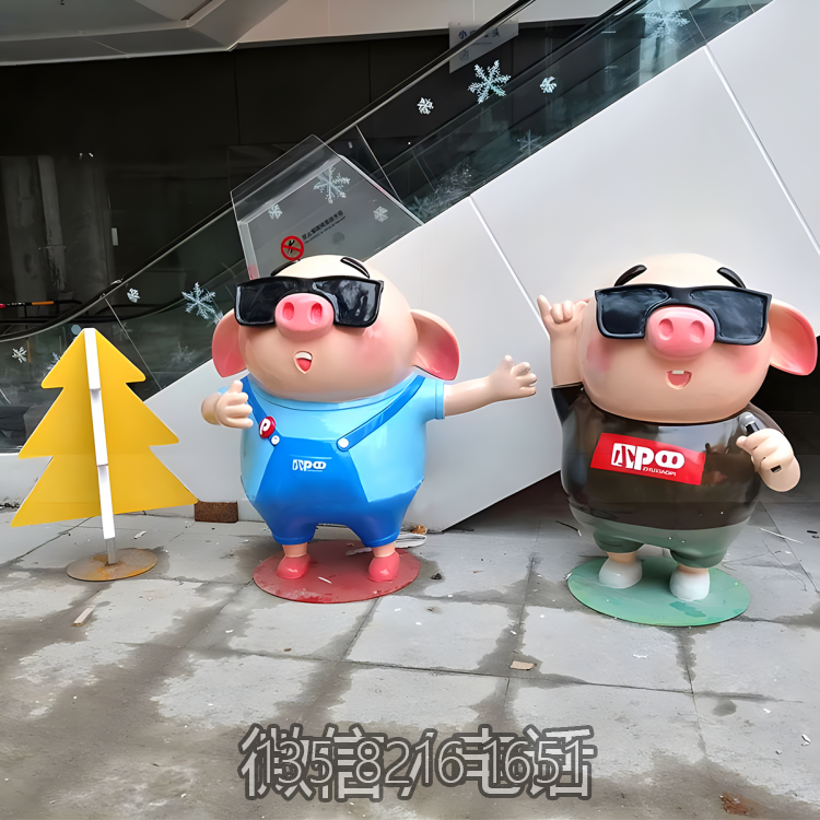 创意景观摆件玻璃钢卡通动物生肖猪雕塑摆件