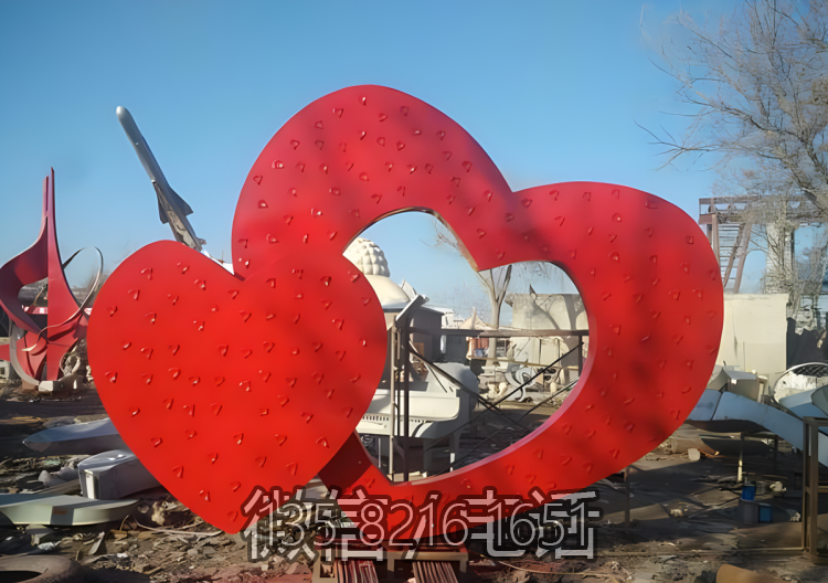 不锈钢爱心雕塑