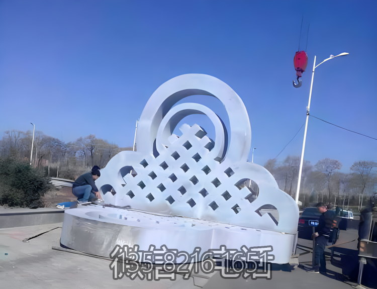不锈钢中国结造型雕塑