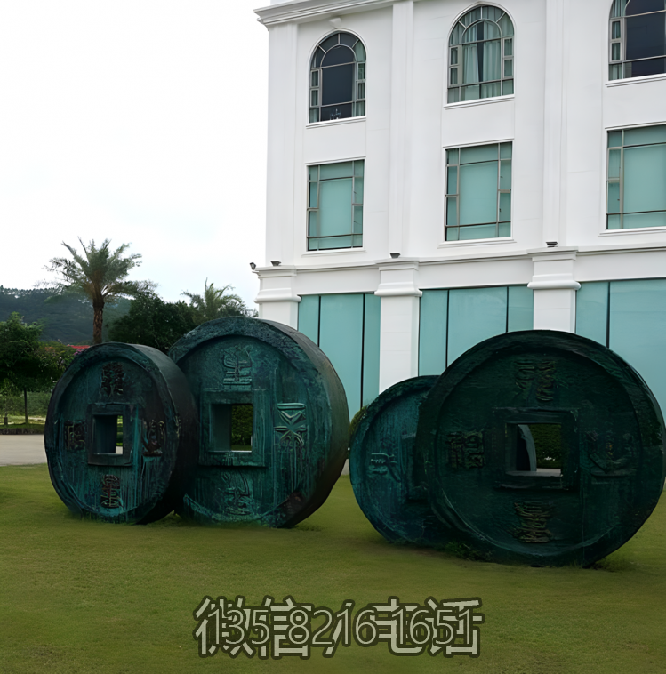 青铜铸造小钱钱币雕塑