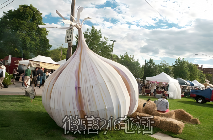 大型玻璃钢仿真大蒜雕塑