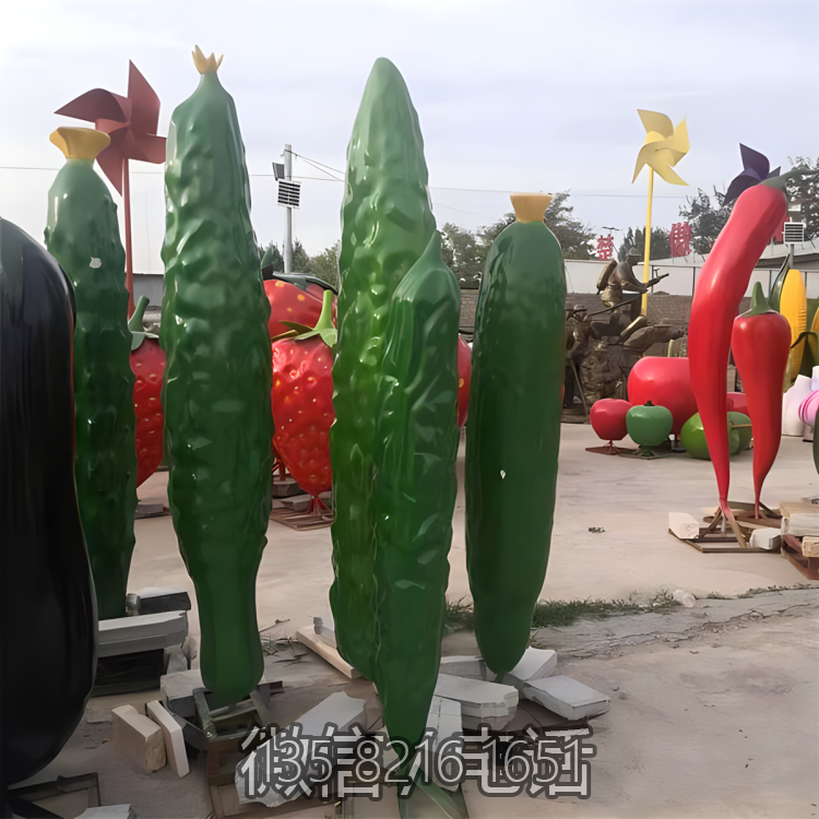 玻璃钢仿真黄瓜雕塑