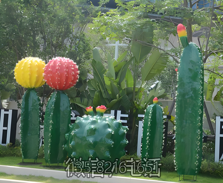 仙人掌玻璃钢仿真植物雕塑