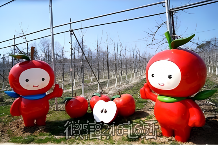 卡通苹果雕塑