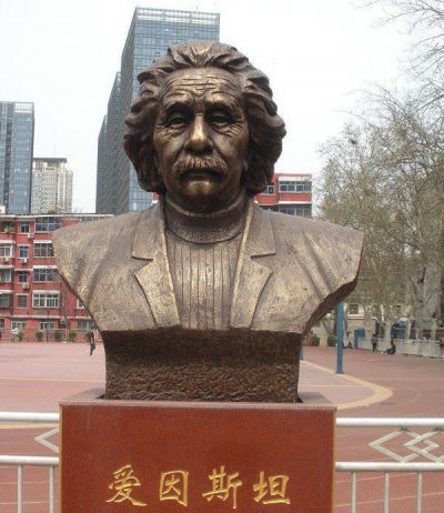 城市广场名人半身像铜雕爱因斯坦雕塑