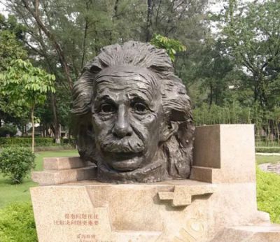园林户外玻璃钢仿铜头像景观西方名人科学家爱因斯坦雕塑