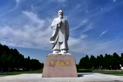定制大型名人大理石石雕名医扁鹊雕像