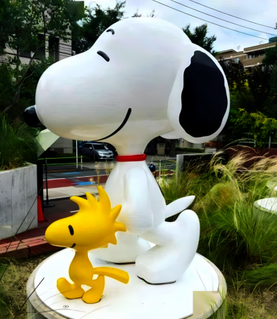 园林大型落地景观装饰摆件玻璃钢卡通Snoopy雕塑