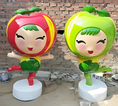 卡通苹果雕塑