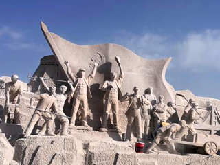 邢台抗大路《奋战抗大路》大型人物群雕景观雕塑