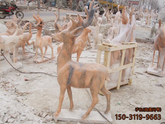 鹿雕塑