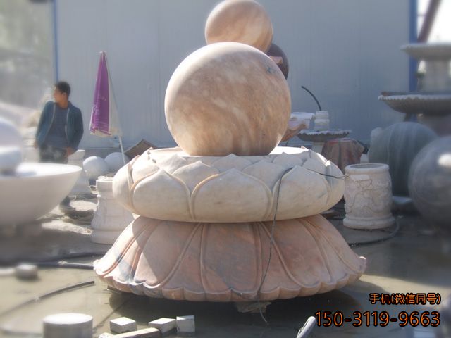 独特的风水球作品雕塑