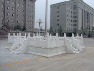 关于汉白玉升旗台你了解多少
