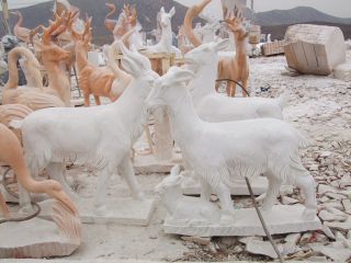 深圳福羊羊雕塑引争议